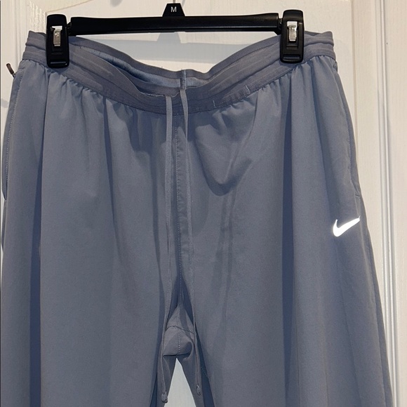Nike Women’s Gray Athletic Pants - Picture 2 of 9